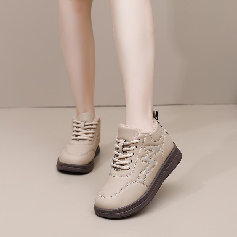 New Winter Mom Shoes with Fleece, Thickened Warmth, Non-slip, and Soft-soled Shoes, Cotton Boots