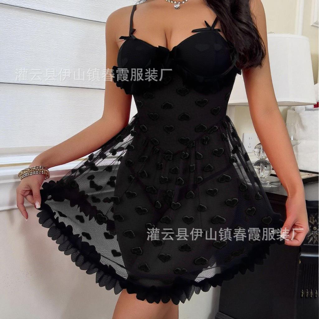 2026 new European and American sexy red love mesh suspender set nightdress sex pajamas women