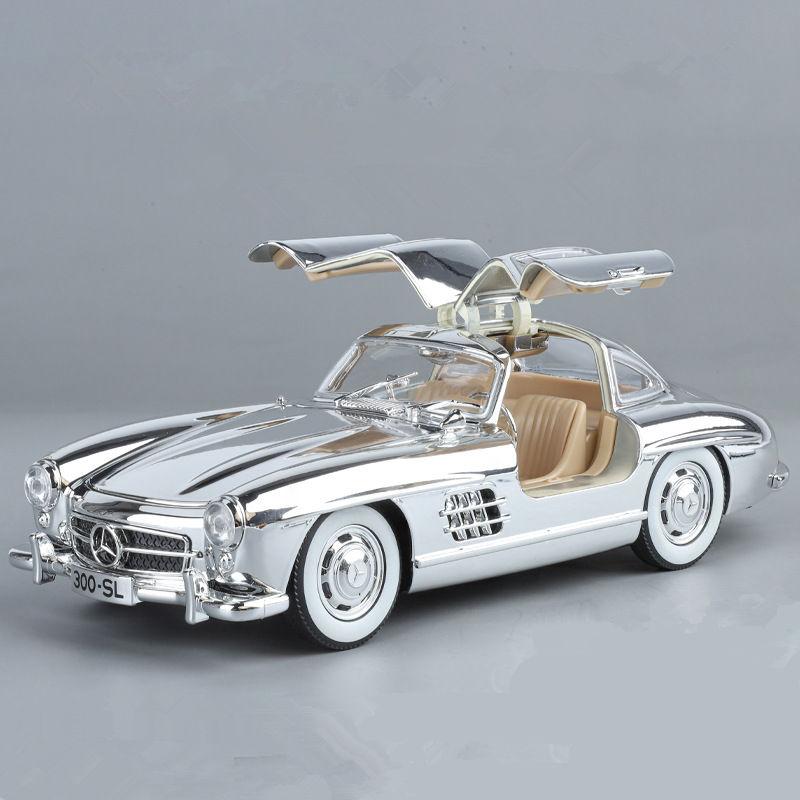 1/24 Benzs 300SL Alloy Car Model Diecasts Metal Classic Electroplating Vehicles Car Model Simulation Sound and Light Kids Gifts