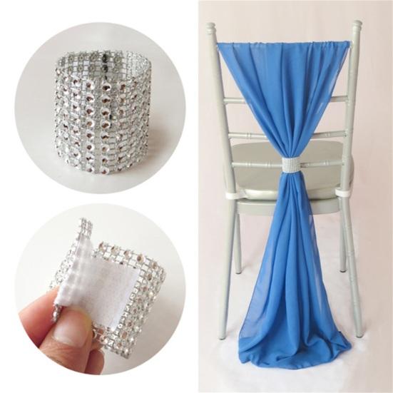Set da 8 Pezzi Cerchi per Tovaglioli Anti-deformazione Antiruggine Design Bucherellato Strass 8 File Bottone per Tovagliolo da Tavola per Feste