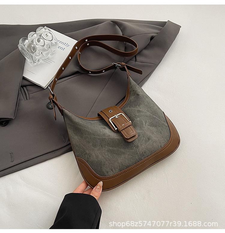 

Ретро повседневная сумка подмышку 2025 весна новая сумка женская универсальная модная портативная сумка на плечо сумка-мессенджер для поездок на работу чёрный