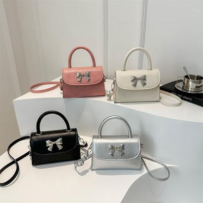 Simple and Fashionable Small Square Bag for Women's Popular Handbag for Women's Spring New Fashion Retro Shoulder Bag