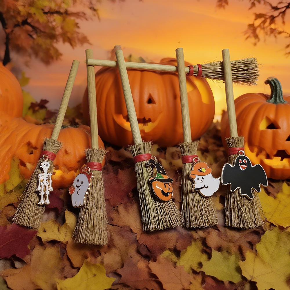 

5 шт./набор Хэллоуин Декор Фигурки ведьм Декор метлы Декор для подвешивания на дерево Кукла Хэллоуин Ведьма Орнамент Куклы Игрушки Хэллоуин Вечеринка