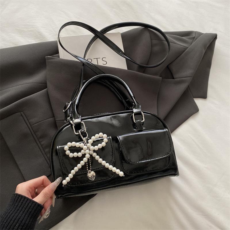 

Commuter large-capacity bag, women s new shoulder underarm bag, high-end portable bowling bag