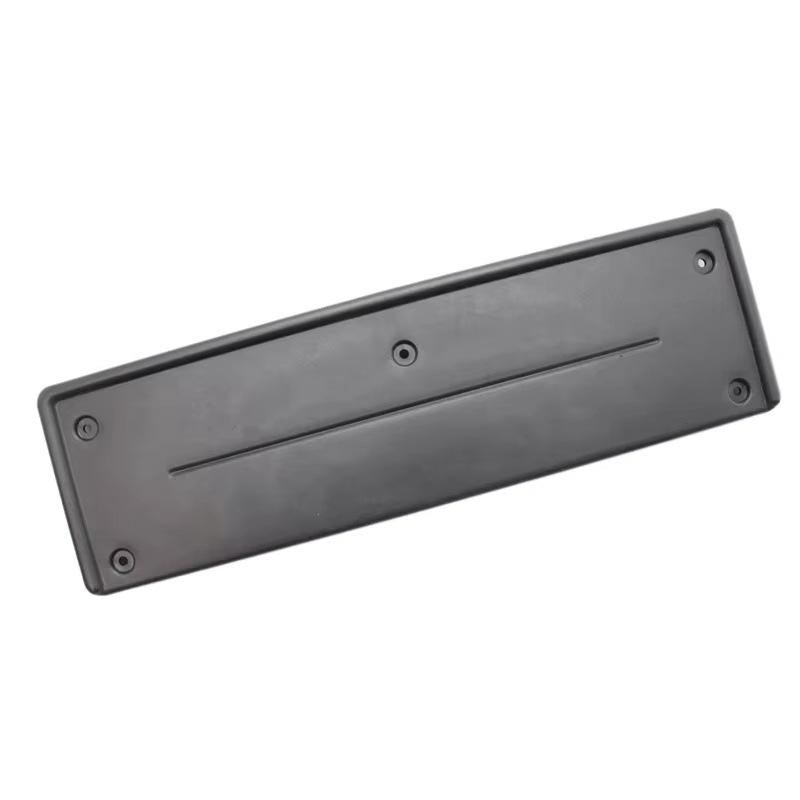 The DRB500021PCL fits Land Rover Discovery 3 license plate holders. RAMBO