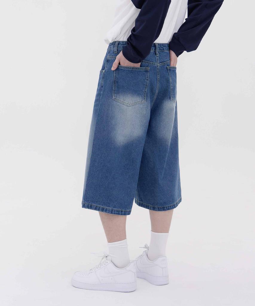 Akeusi Summer Bermuda Wide 3/4 Washed Denim Pants Unisex (Medium Blue)