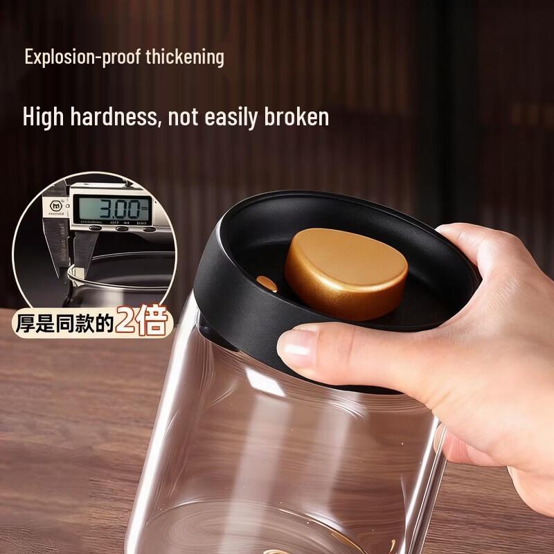 De Rian Vacuum Sealed Glass Storage Jar