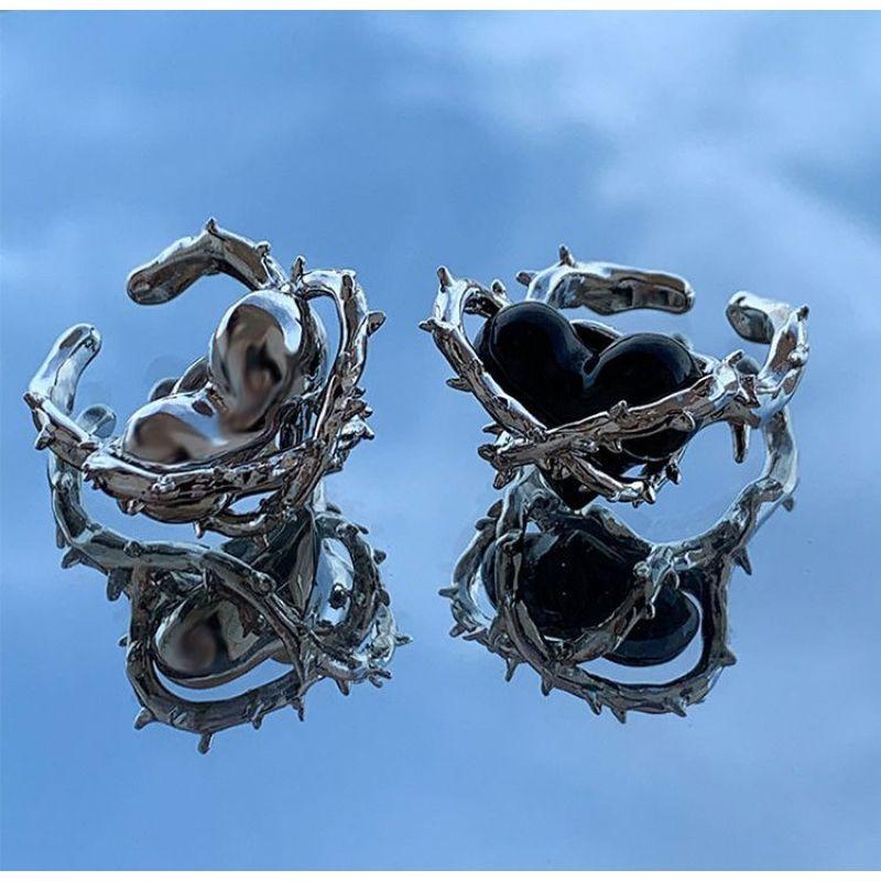 Imprisoned Heart Metal Thorns Love Ring Irregular European and American Niche Design Open Ring Couple Ring