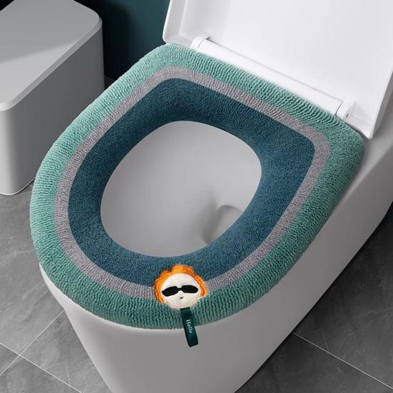 Teplá předložka na WC ve tvaru O, útulný koupelnový kobereček s držadlem, minimalistický design, koupelnová předložka, koupelnové doplňky