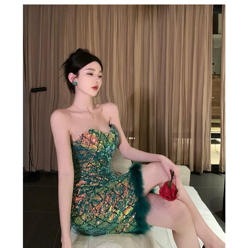 

Летняя новая женская одежда стиль знаменитости платье на бретельках зеленая бусина узкое облегающее бедра платье для путешествий вечеринки вечернее платье S зелёный