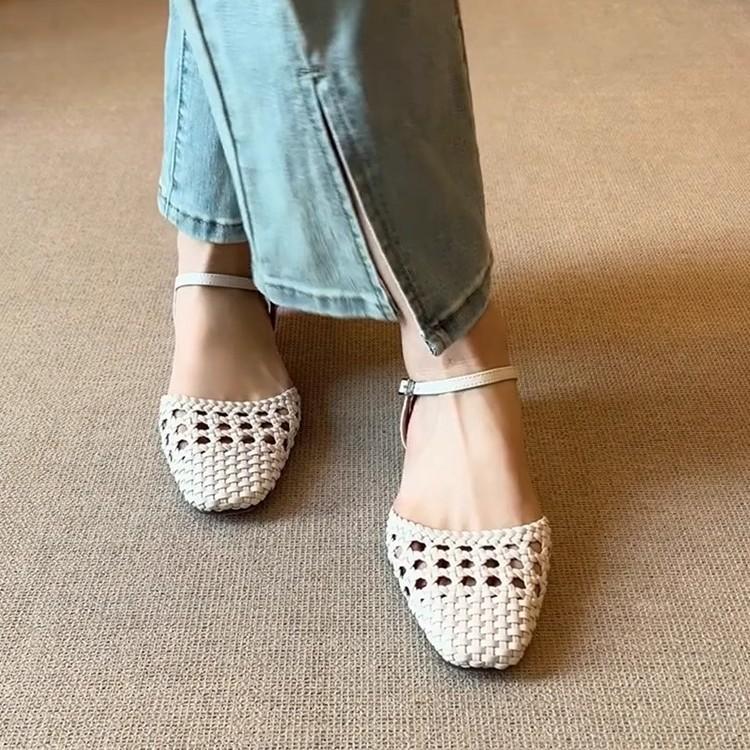 Sheepskin version~ literary and retro woven hollow low-heeled bag head shoes women's French one-word buckle outer wear leather sandals
