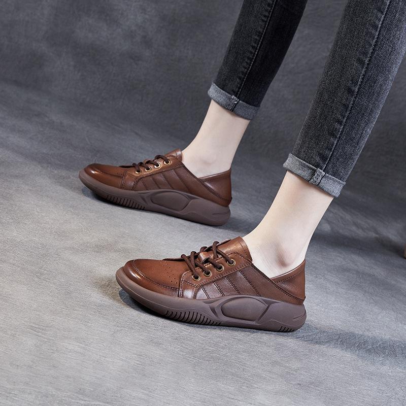 

Первый слой коровьей кожи в стиле ретро в гонконгском стиле. Повседневная обувь на толстой подошве и шнуровке. Кроссовки. Женские кроссовки из натуральной кожи. Новый стиль.