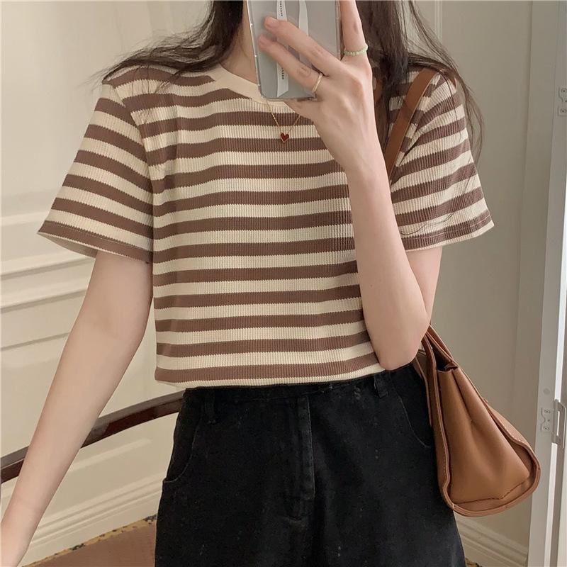 Round Neck Striped Short Sleeve Knit Sweater Women Summer T-shirt Design Sense Niche Loose Tops Casual Essential Comfort Style Slim Fit Pullovers Tees