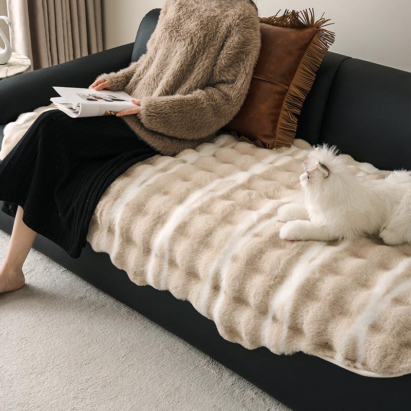 Special-Shaped Irregular Sofa Cushion Autumn And Winter Thickened Plush Straight-Breasted Leather Sofa Seat Cushion  New High-End Cover Cloth