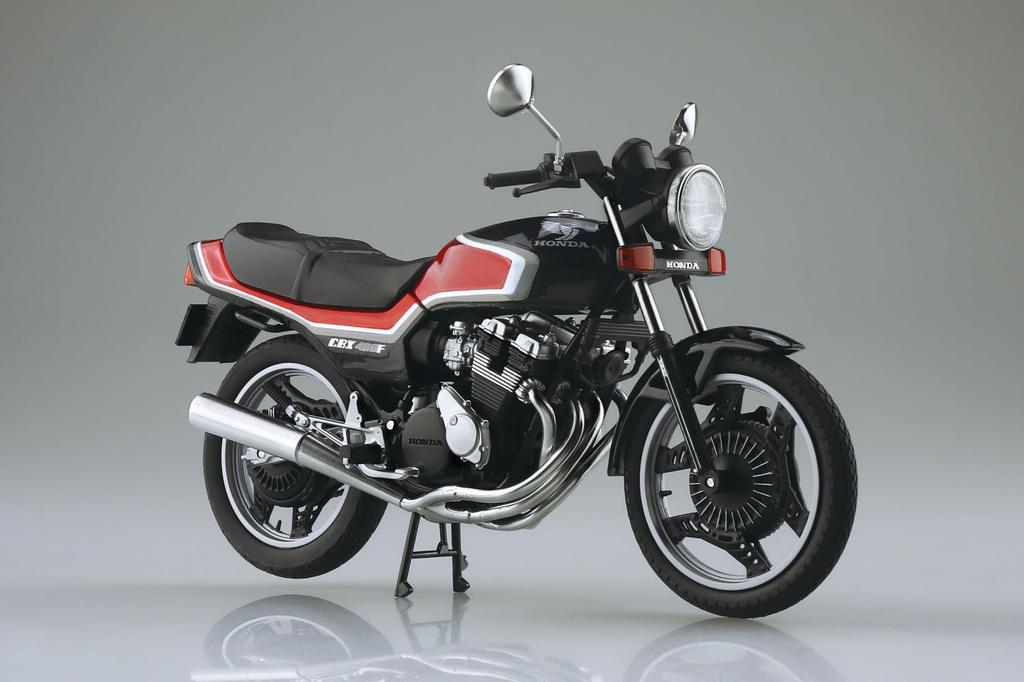 Aoshima Bunka Kyozai Scale Complete Honda CBX400F Ala Moana Red (AOSHIMA) 1/12 Motorcycle, Black/Candy
