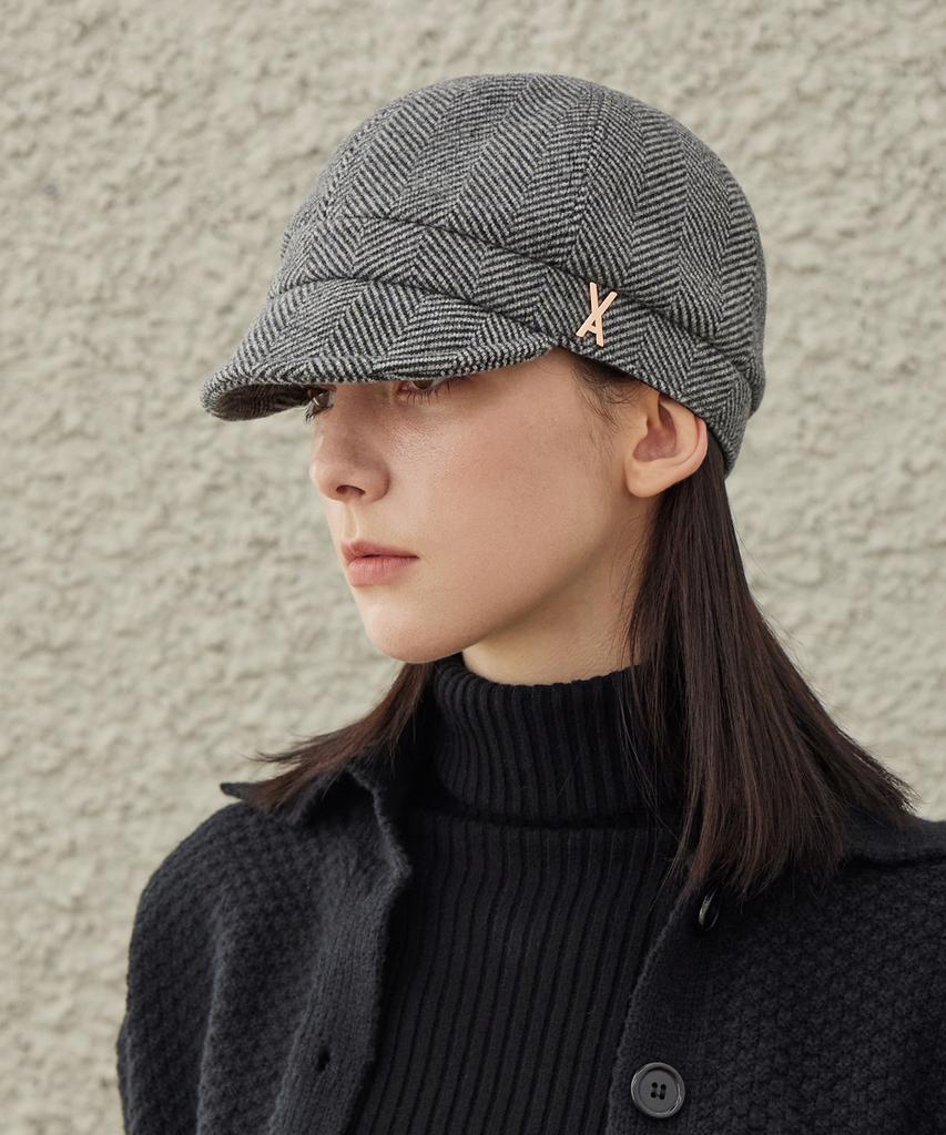 Bajal Va Studded Herringbone Slim Newsboy Cap Black