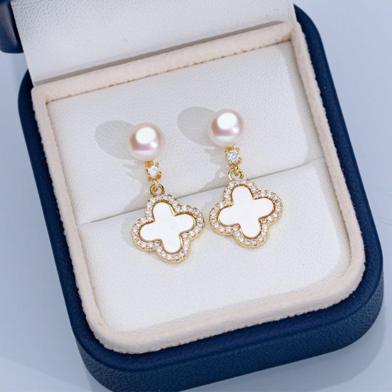 Natural Freshwater Pearl Stud Earrings S925 Sterling Silver Earrings Fritillary Zircon Pearl Earrings Light Luxury High Sense