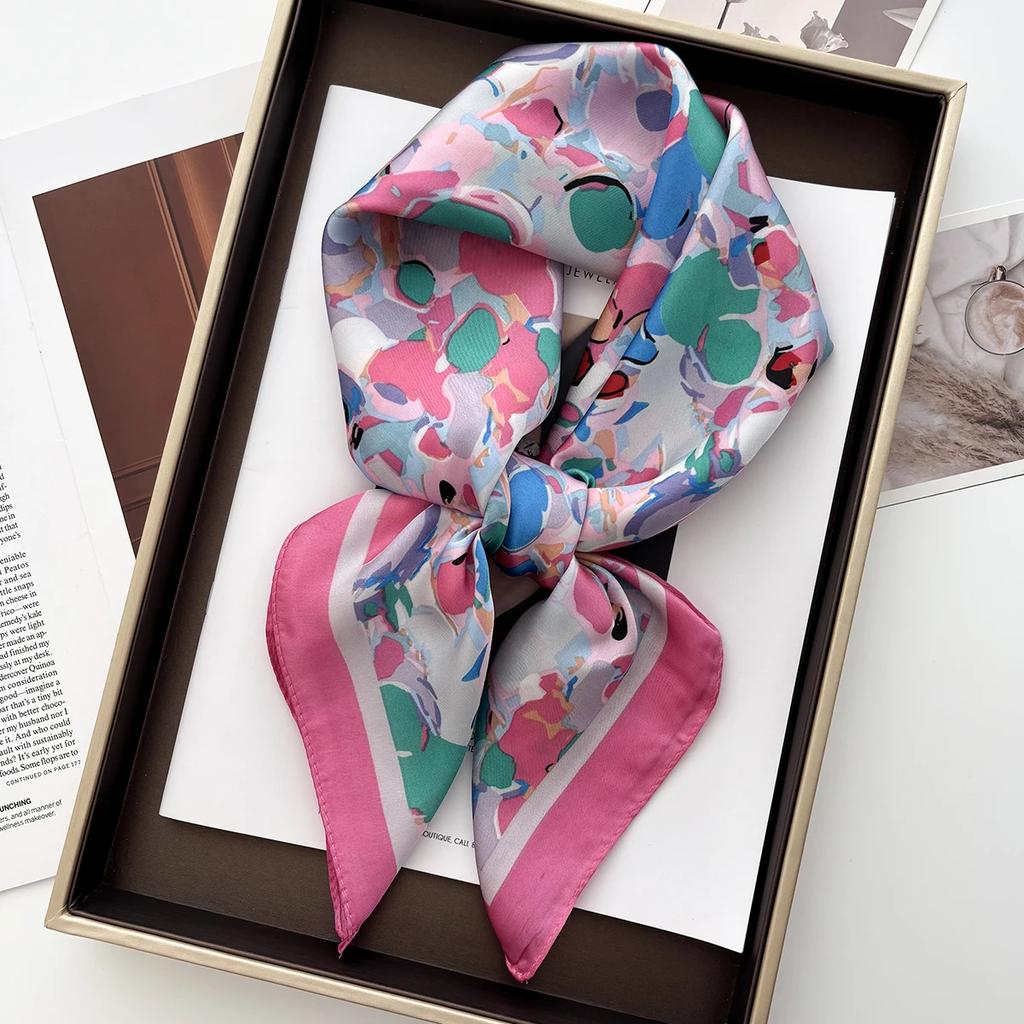 Luxury Women Soft Satin Hair Scarves Fashion Print Square Headscarf 70Cm Professional Designer Scarf Headband