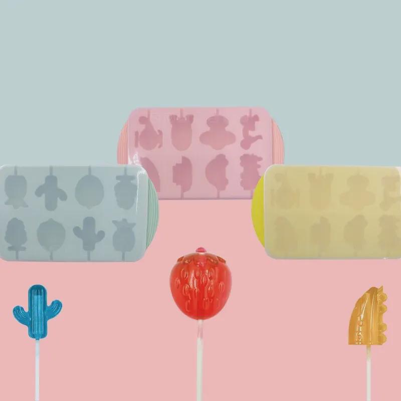 Silikonová forma na lízátka ve tvaru ovoce s víkem a forma na sýrové tyčinky