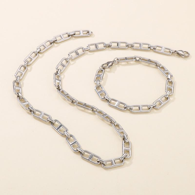 Trendy Stainless Steel Figaro Chain Bracelet & Necklace Set - Simple, Versatile Jewelry Accessory