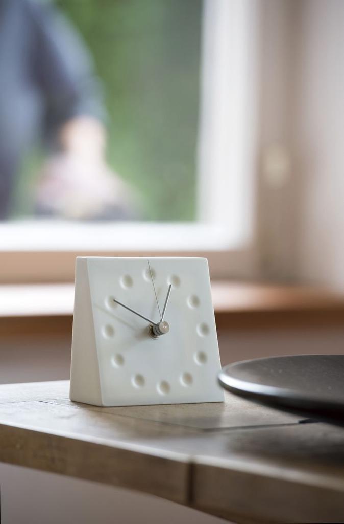 Lemnos Drops Draw the Existence KC10-12 Analog Porcelain Table Clock, White, W116xH113xD50mm