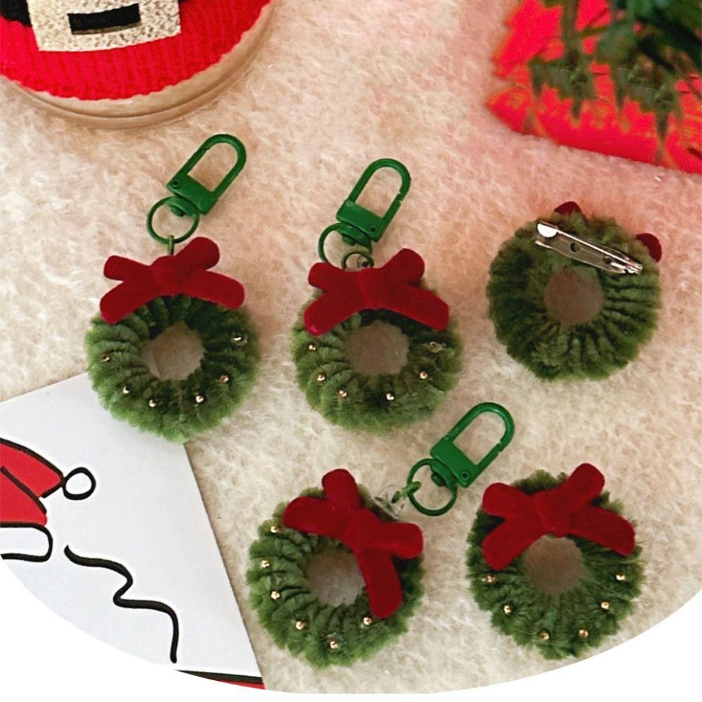 Red Mini Wreath Keychain Cartoon Christmas Brooch Fashion Christmas Pendant  Birthday Gift