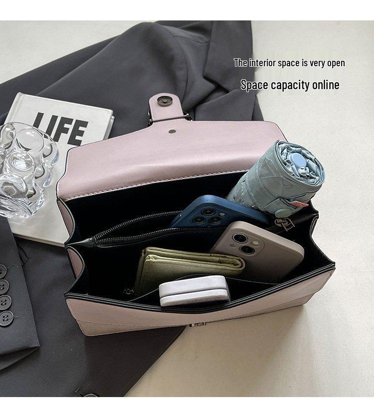 2024 Trendy Women's Crossbody Bag: Snake Head Crocodile Skin with Chain