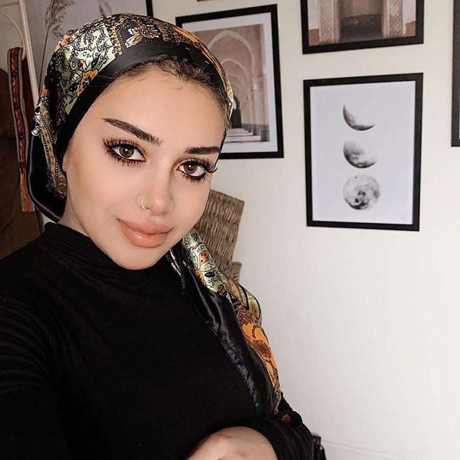 Kopftuch Damen Piratenkostüm Zubehör Seide Rotes Bandana zum Haarwickeln Weiches Halstuch Seiden-Foulard Satin