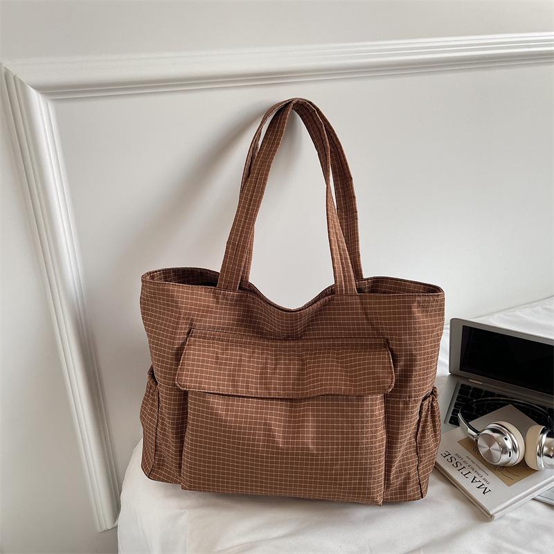 

Women Shoulder Bag Large Capacity Plaid Canvas Tote Bag for Commuting School Work Comfortable and Versatile Texture Storage Bags коричневый