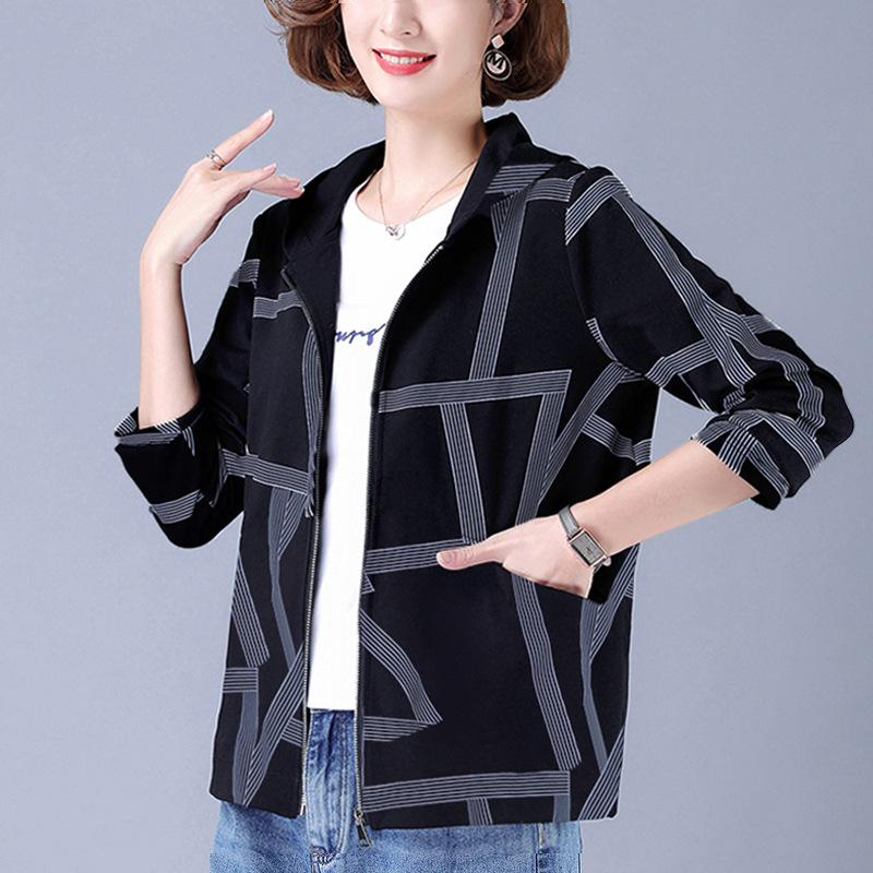 

Short Jacket Middle-aged and Elderly Large-size Women s Clothing Spring and Autumn Korean Version Loose and Thin Jacket New Hooded Mother 3XL