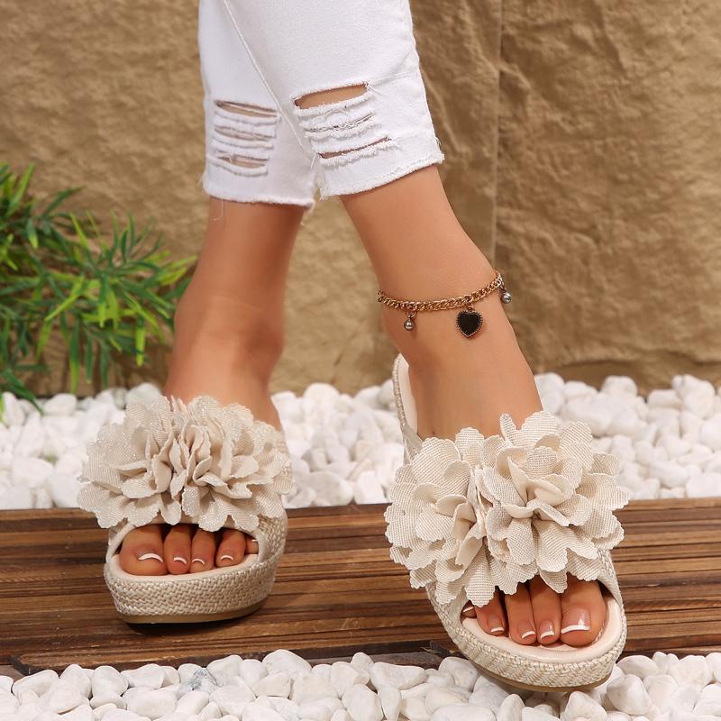Mode Niedrige Schuhe Hausschuhe Plateau auf einem Keilabsatz Blume Luxus Pantoletten Slipper Damen Designer 2025 Sommer Rohrstoff Hufabsätze Flor