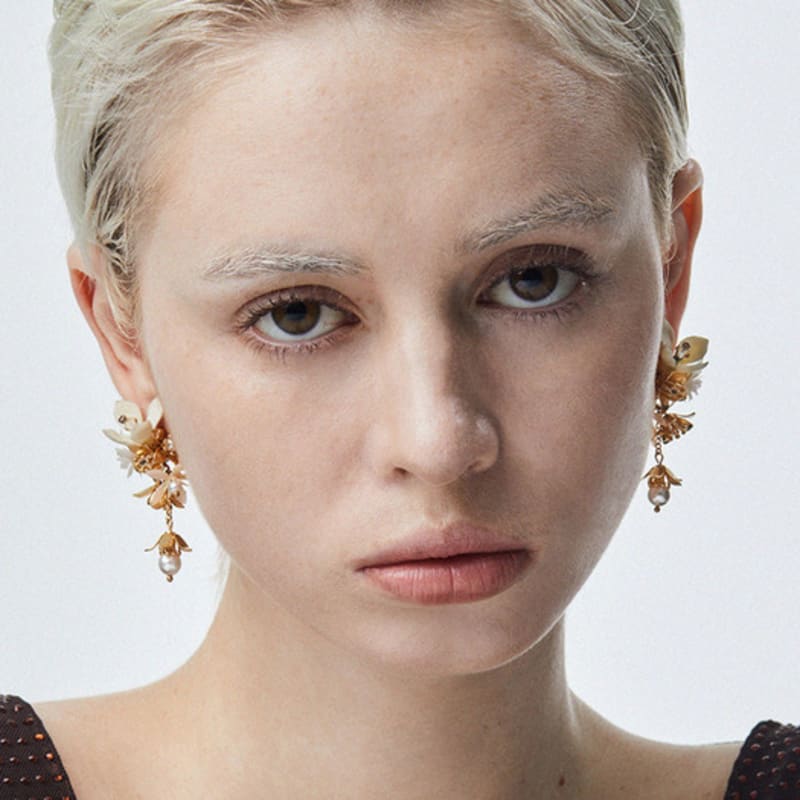 FEVERISH Floret Mini Earrings Gold