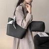 Geantă de capacitate mare Trendy pentru femei, la modă, portabilă, de umăr Geantă tote versatilă de nișă, high-end, pentru navetă