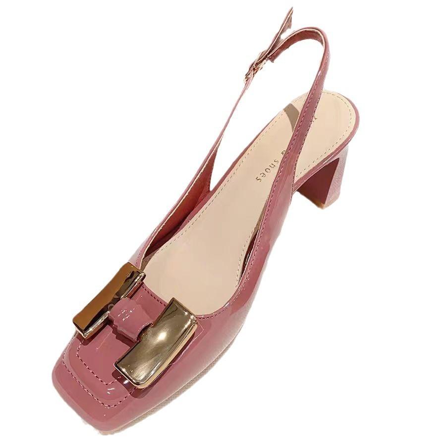 

Баотоу толстый каблук пустые сандалии женские весенние французские металлическая пряжка квадратная голова мелкий рот темперамент слово с высокими каблуками 35 розовый