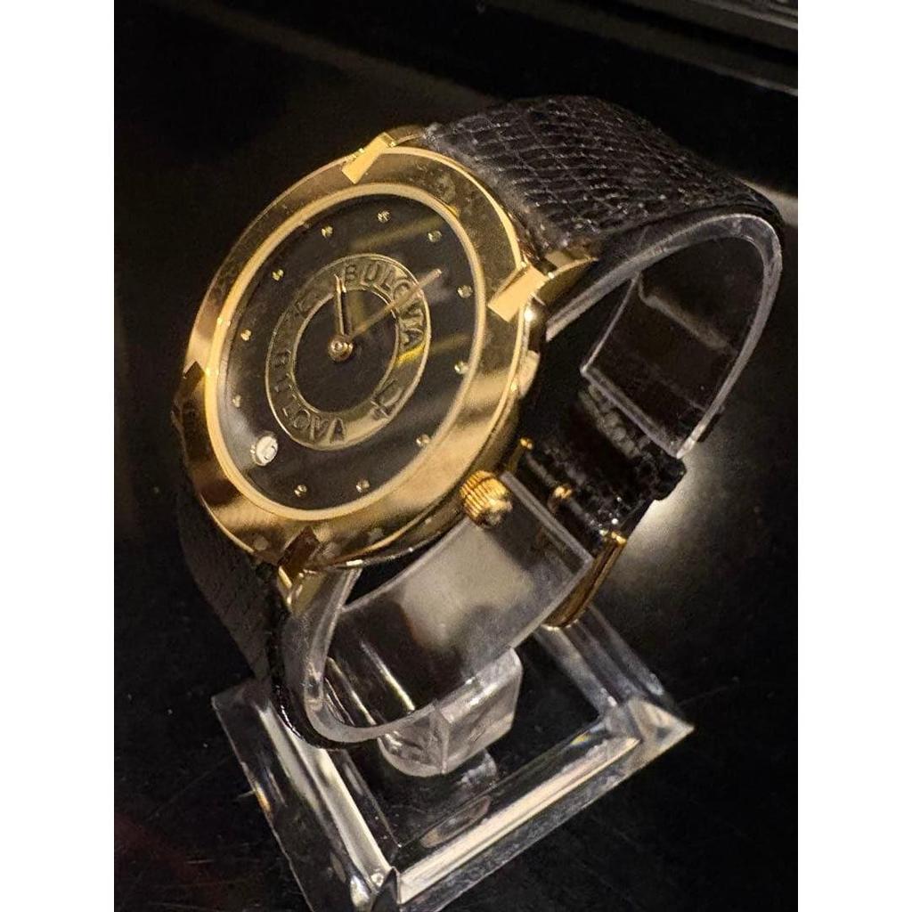 Used  (Rare) Bulova] Bulova quartz watch black/gold