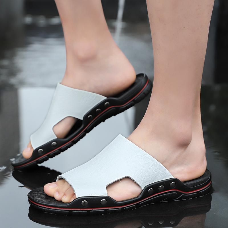Zapatillas planas de verano para hombre, sandalias deslizantes extra anchas, sandalias de cuero suaves informales con punta abierta para la playa al aire libre