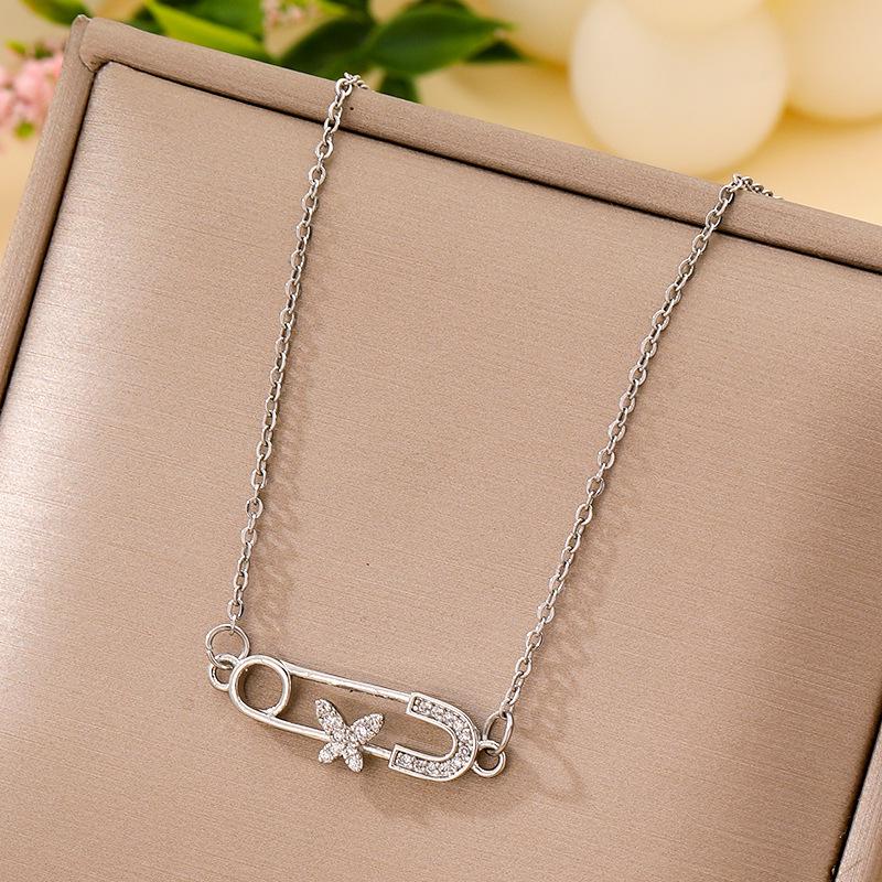 Women's Silver Titanium Steel Necklace with Micro-Inlaid Zircon - Elegant, Durable Clavicle Chain Jewelry