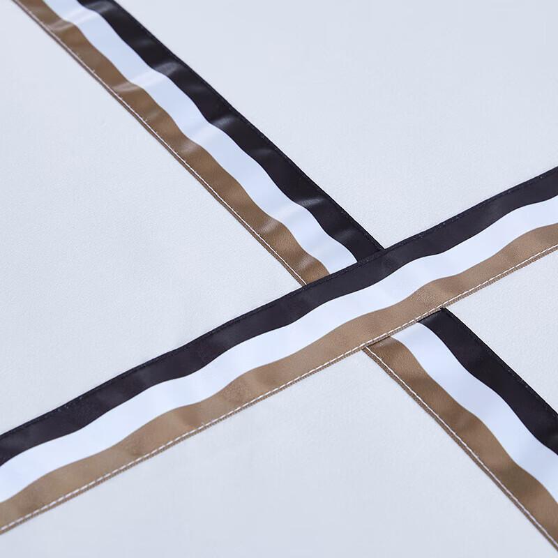 BOSS All-Season Solid Stripe Fiber Quilt