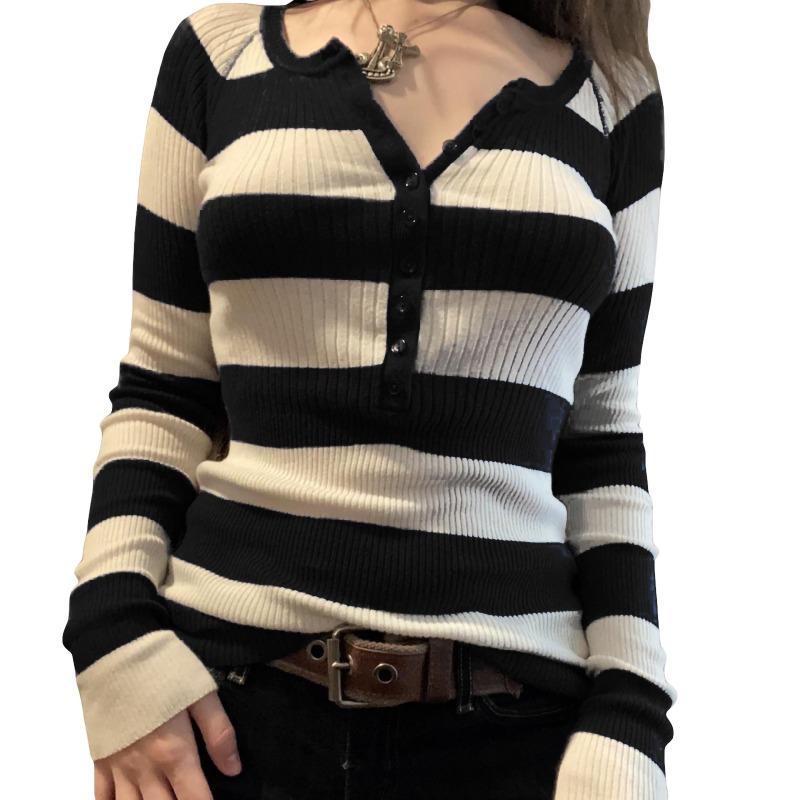Women's Autumn and Winter New Striped V-neck Long-sleeved Sexy Slim Bottoming Knitwear