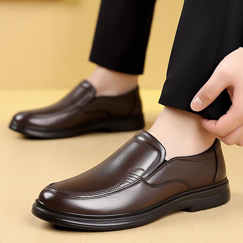 Fashion Autumn New Anti-slip Loafers for Men Fashion Casual Solid Color Leather Shoes Male Soft Sole Designer Business Shoes Man