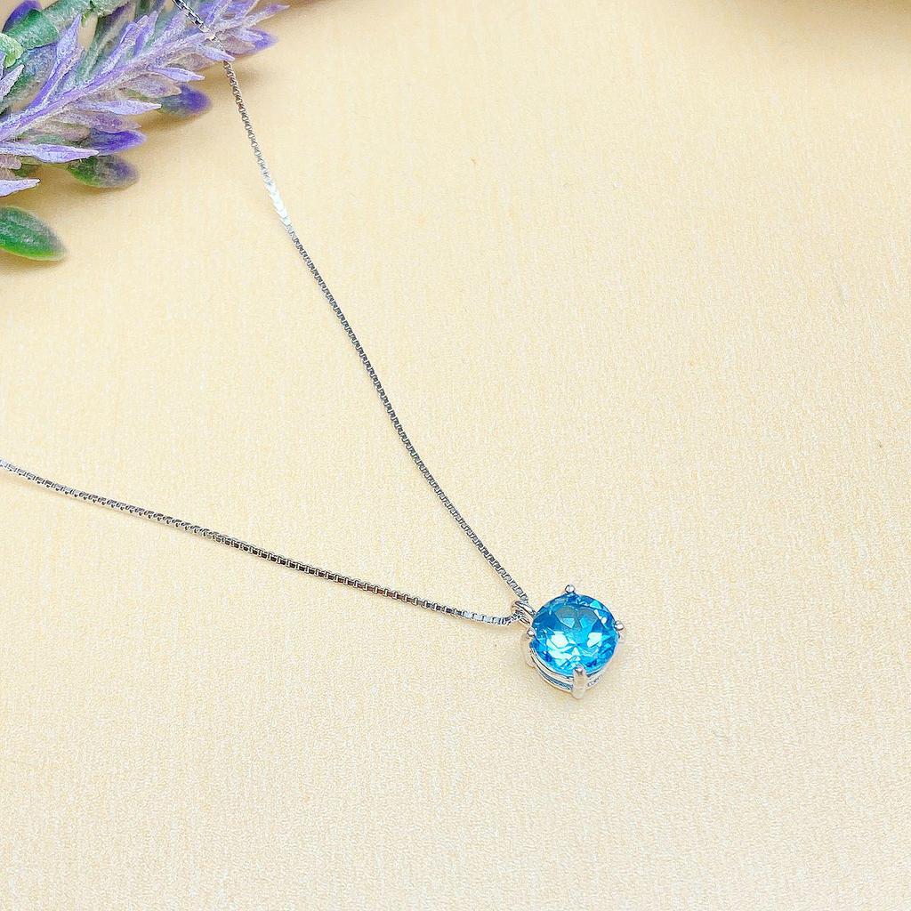 S925 Silver Topaz Four-Prong Pendant Necklace - Versatile Clavicle Chain for Everyday Wear, Perfect for Best Friends or Girlfriends.