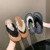 Versatile fashion beach Internet celebrity year 2025ins fringed summer thick-bottomed flip-flops women wear trendy new sandals
