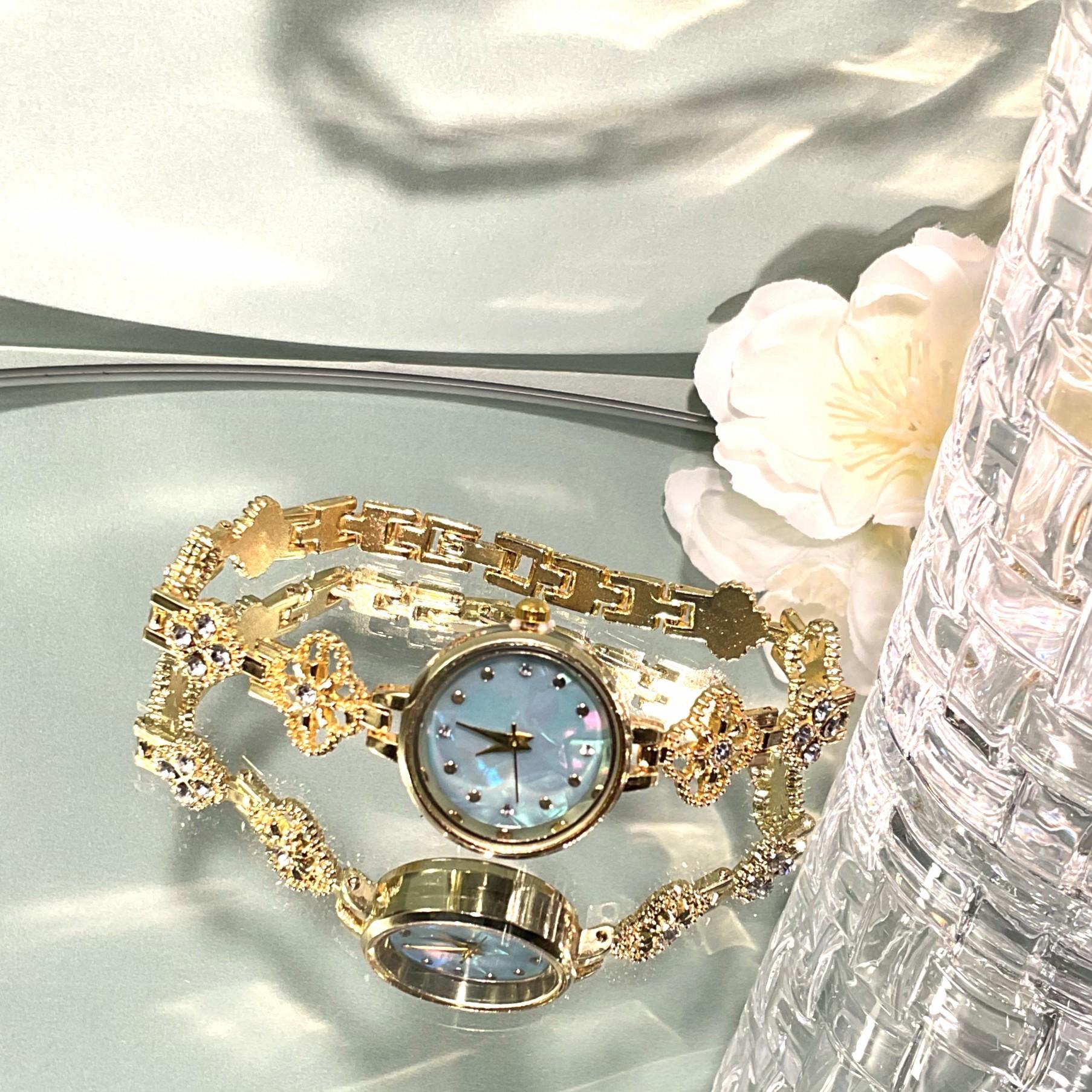 French Watch Full of Diamonds and Flash Art Watch Bracelet Celebrity Pointer Women s Watch золотой