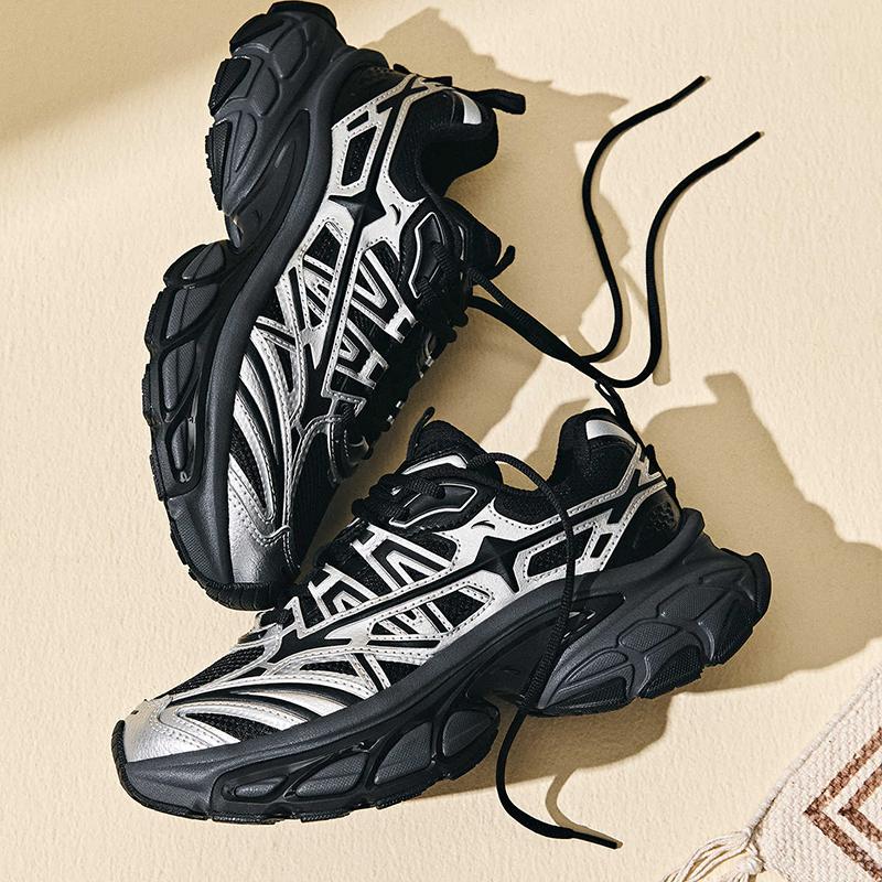 Anta Fabric Synthetic Leather Fuyou Comfortable Fashion Wear-Resistant Lightweight Breathable Low-Top Dad Shoes Women Sneaker Black Silver 122538898-1