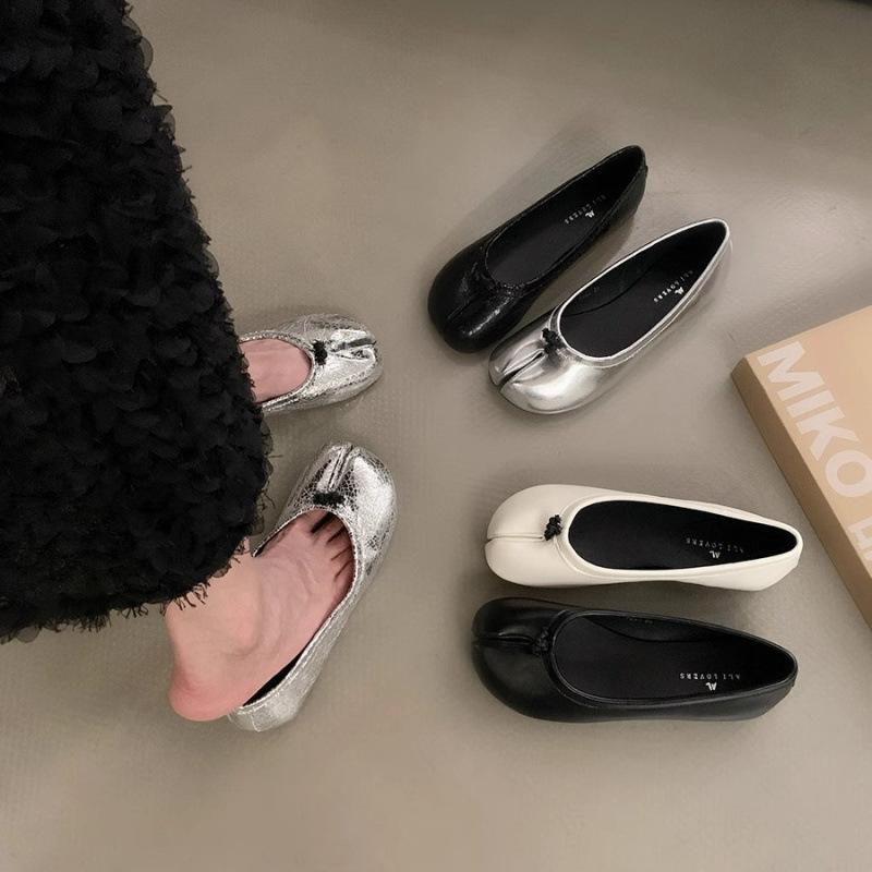 Sheepskin soft-soled pig's trotters split-toed shoes women's genuine leather shallow-mouth flat-soled single shoes are not tired of feet, fairy wind
