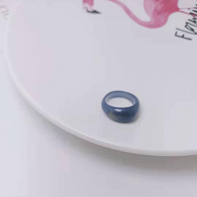 Sada prstenů z pryskyřice a acetátu v mixu barev, kulatý a čtvercový, pro ženy