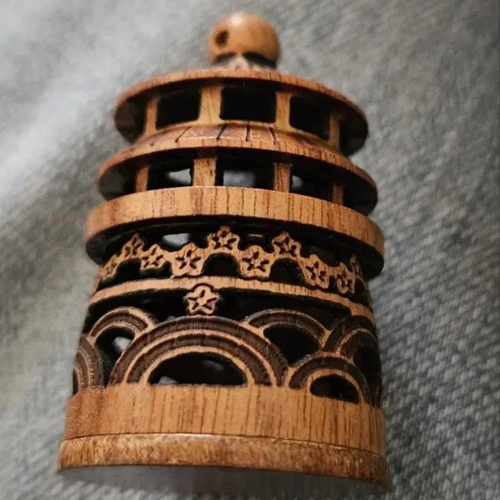 Handgefertigter Holz-Aromatherapie-Diffusor-Anhänger - Wählen Sie aus Kürbis-, Pagoden-, Vasen-, Laternen-, Trommel-Designs | Ätherisches Öl-Duftsäckchen für DIY-Schlüsselanhänger