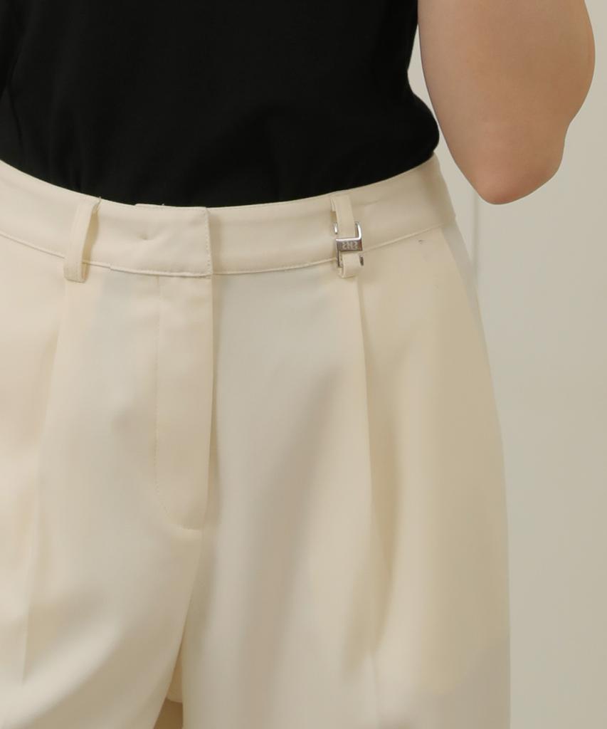 NON AND NON Classic One Tuck Slacks_Nssl462 (Cream)