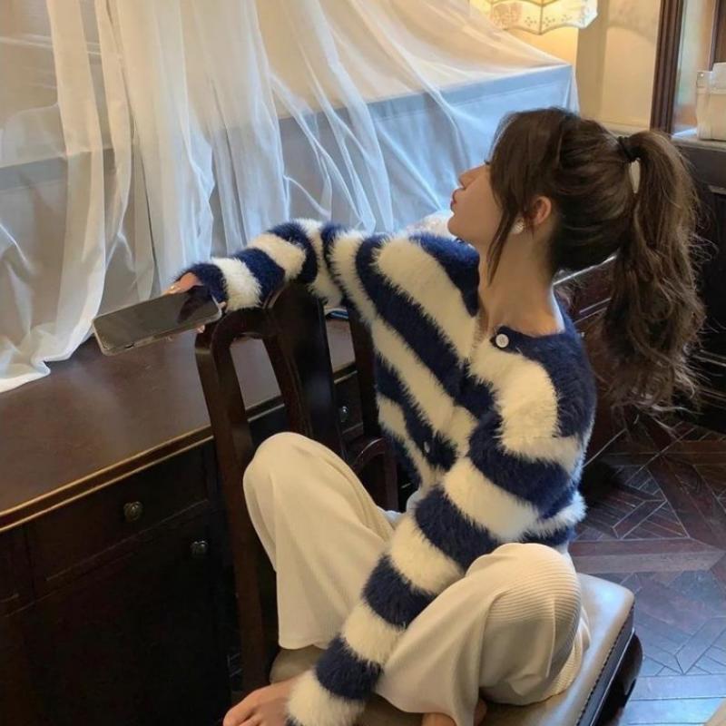 Mohair farge kontrast stripe genser kvinnelig høst og vinter ny stil imitert mink hår o hals langermet strikket cardigan