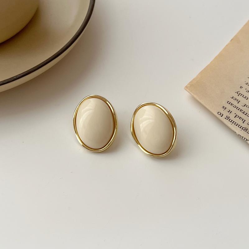 Французский темперамент Белые геометрические серьги-гвоздики (эллипс, квадрат) для женщин Модные шармы Простые ювелирные аксессуары Подарки 02